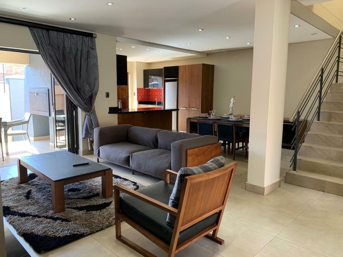 66 Dorp Street Apartment Polokwane Luaran gambar